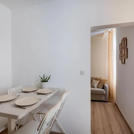 Apartament L'escale Mourillon - Plage, Balneo & Soleil *